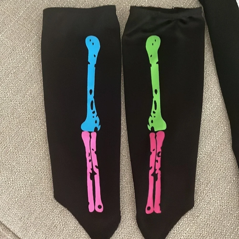 Girl’s Costume - Picture 7 of 11